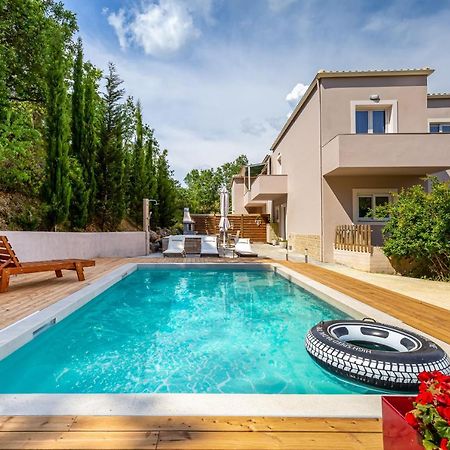 Gazátika Nightingale Villa & Suites Corfu מראה חיצוני תמונה