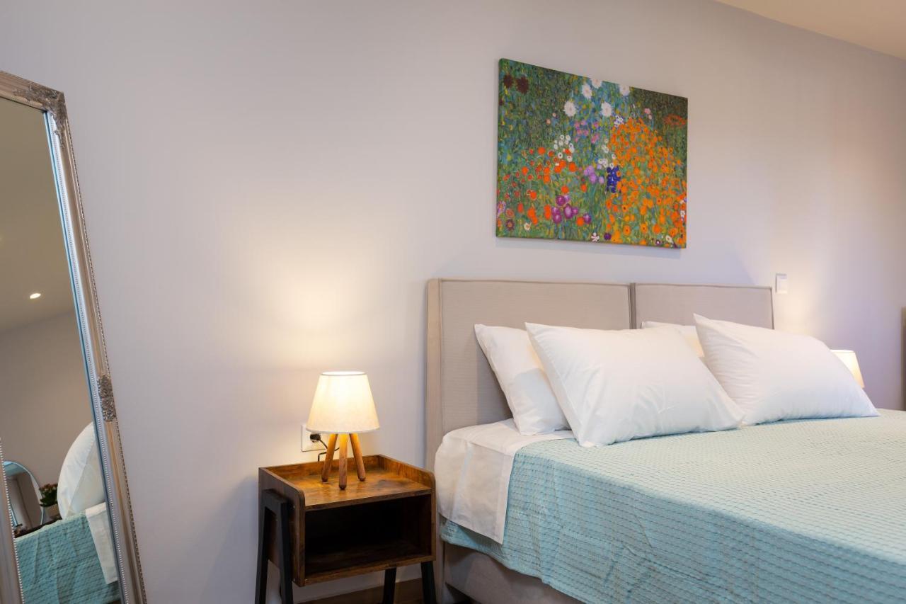 Gazátika Nightingale Villa & Suites Corfu מראה חיצוני תמונה
