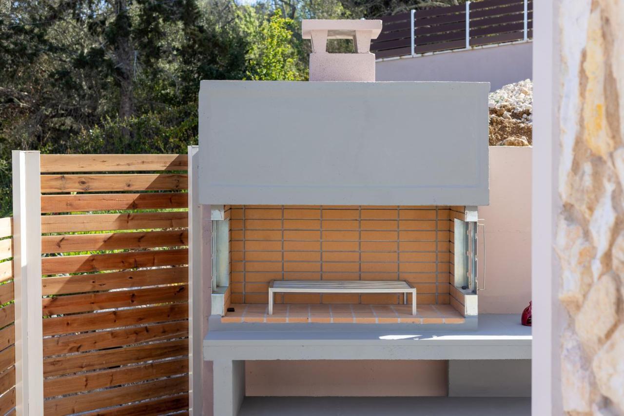 Gazátika Nightingale Villa & Suites Corfu מראה חיצוני תמונה