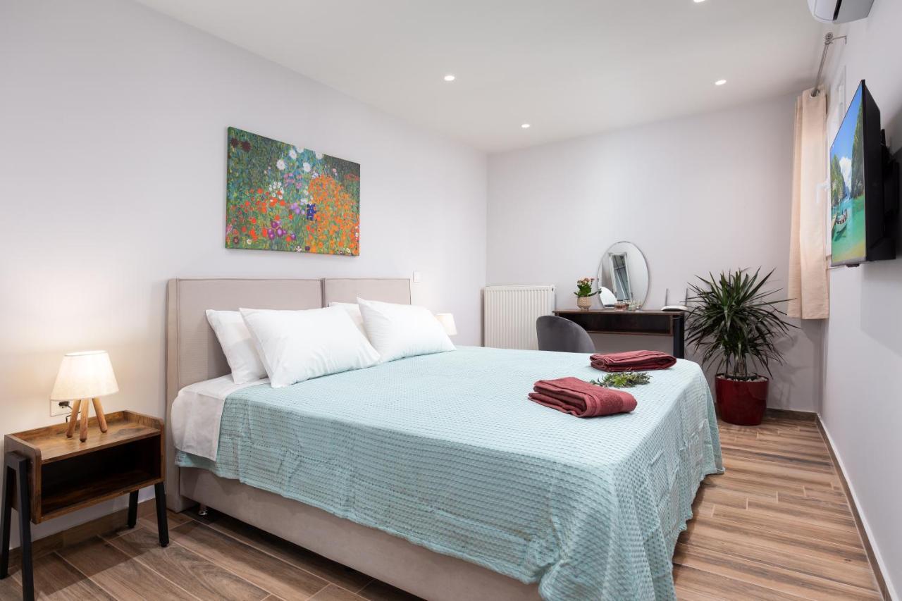 Gazátika Nightingale Villa & Suites Corfu מראה חיצוני תמונה