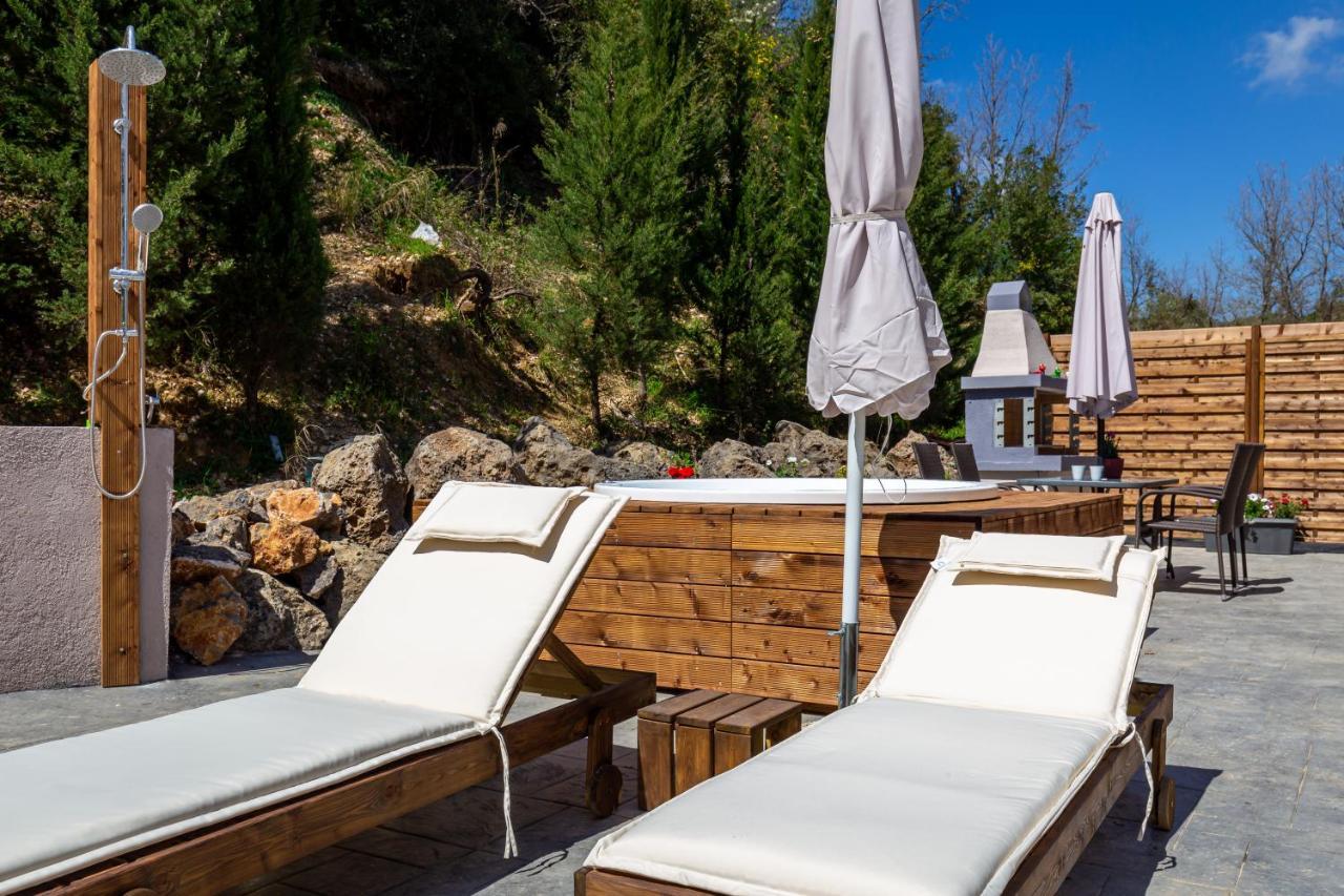 Gazátika Nightingale Villa & Suites Corfu מראה חיצוני תמונה
