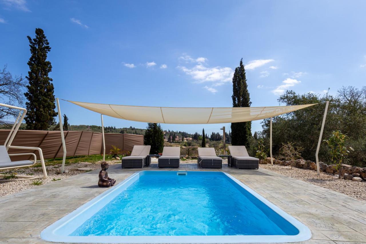 Gazátika Nightingale Villa & Suites Corfu מראה חיצוני תמונה