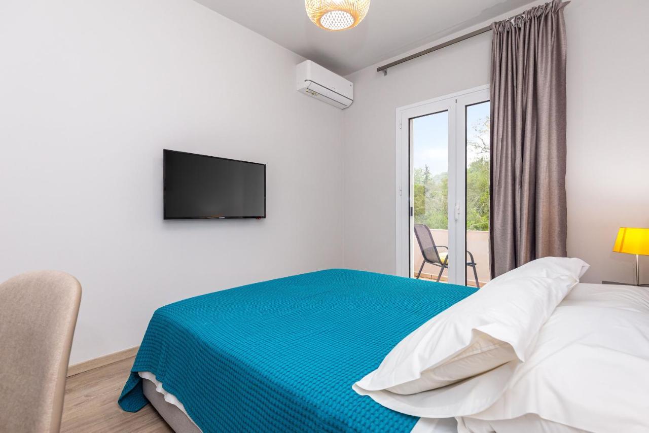 Gazátika Nightingale Villa & Suites Corfu מראה חיצוני תמונה